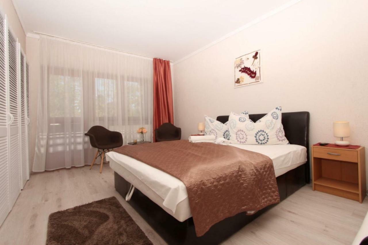 Ariel Apartmanok Siofok Luaran gambar