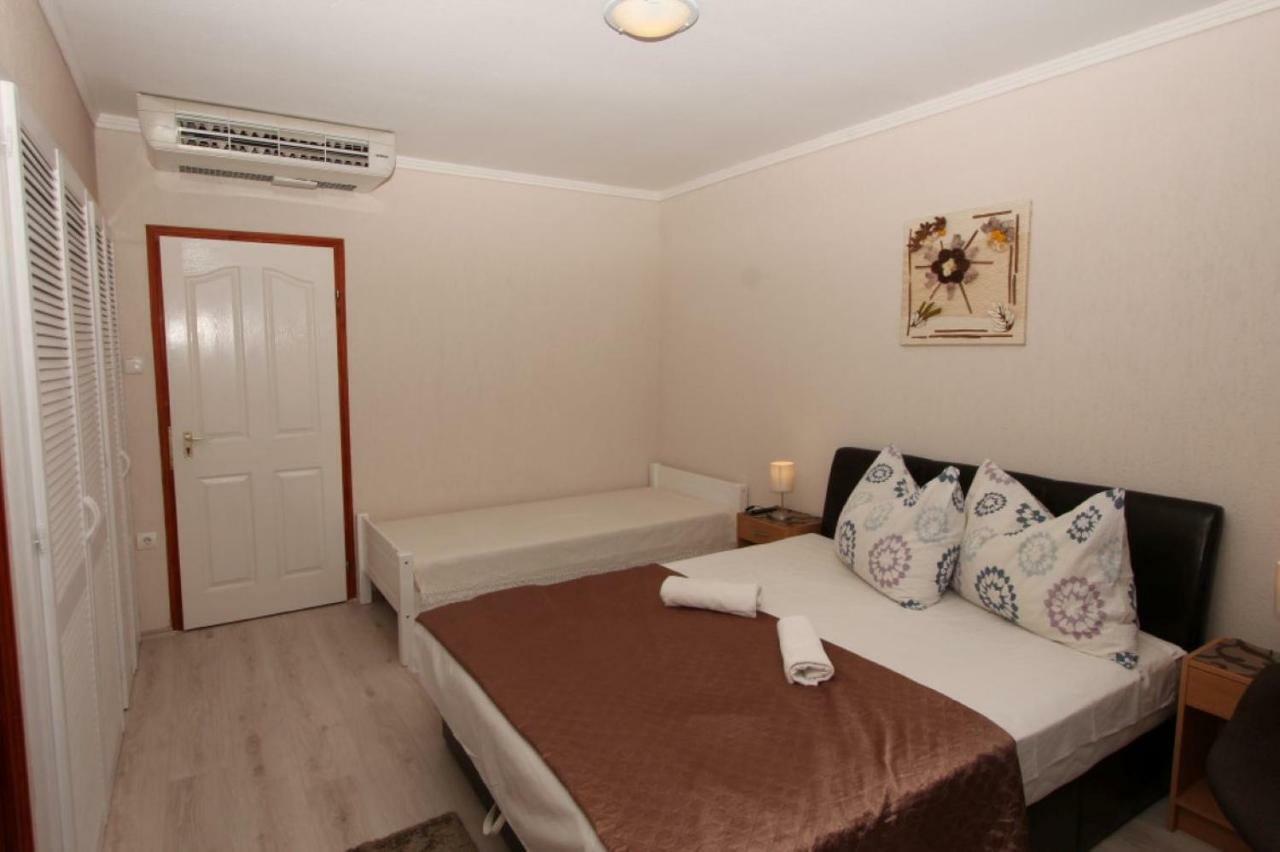 Ariel Apartmanok Siofok Luaran gambar